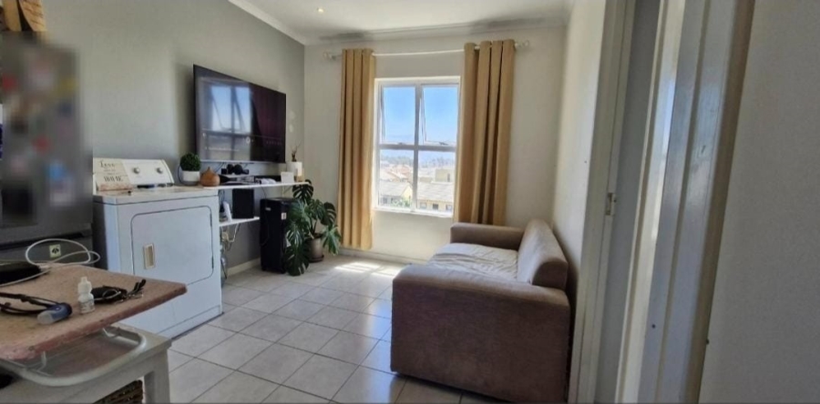 2 Bedroom Property for Sale in Muizenberg Western Cape